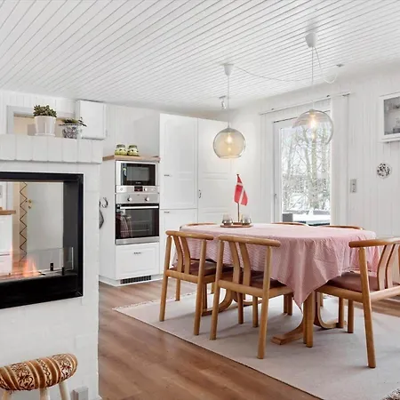 Lf16240-logstor-mollysvej-10 Logstor